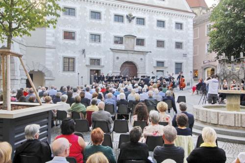 Orchesterkonzert-vor-dem-Innerberger-Stadel-3.-Juli-2021-04